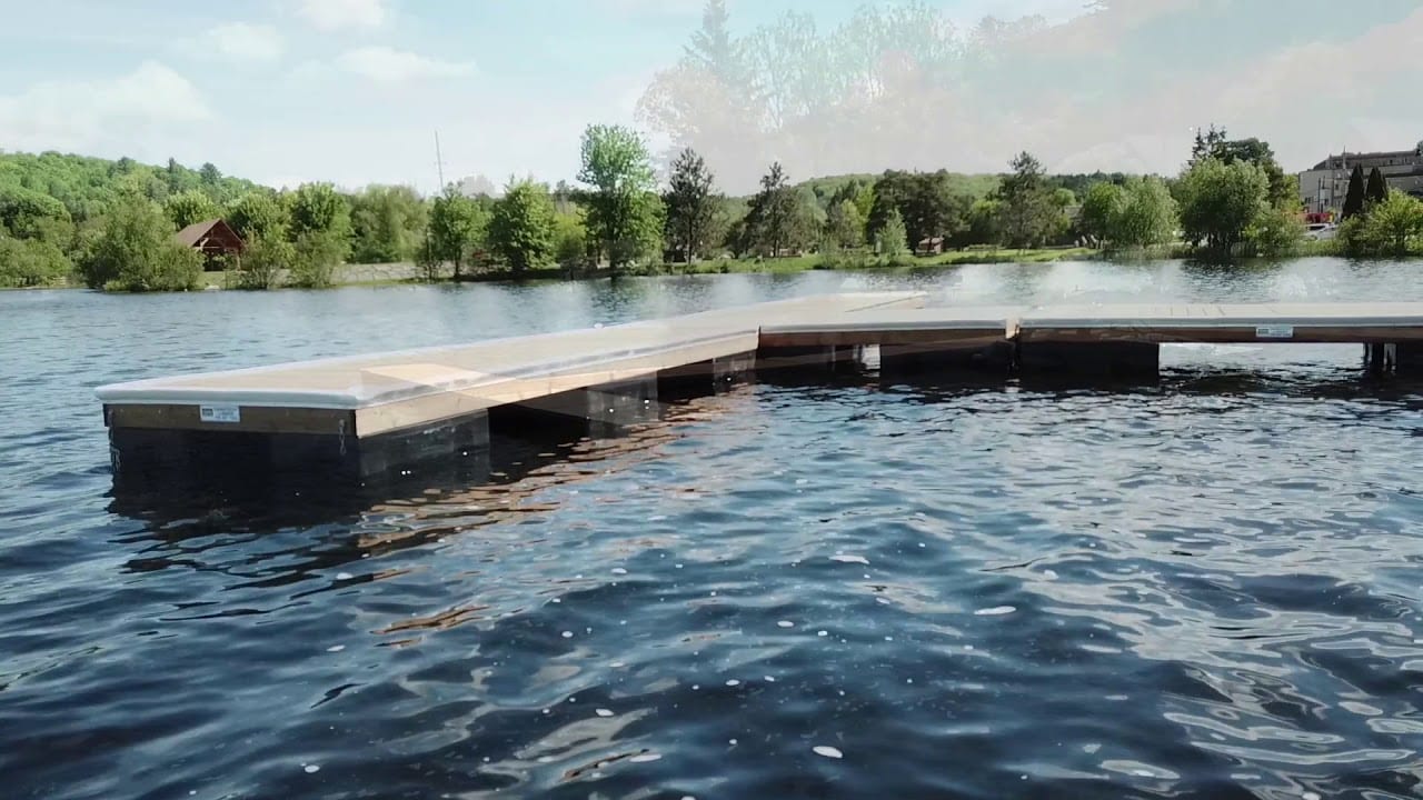 Techstar floats with wheels